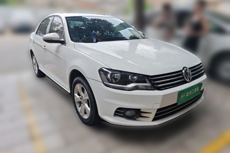 Used Volkswagen Bora 2014 1.6L Automatic Luxury Model Front Right 45 Deg