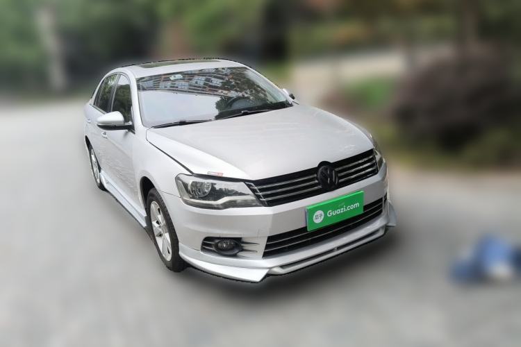 Used Volkswagen Bora 2014 1.6L Automatic Comfort Model Front Right 45 Deg