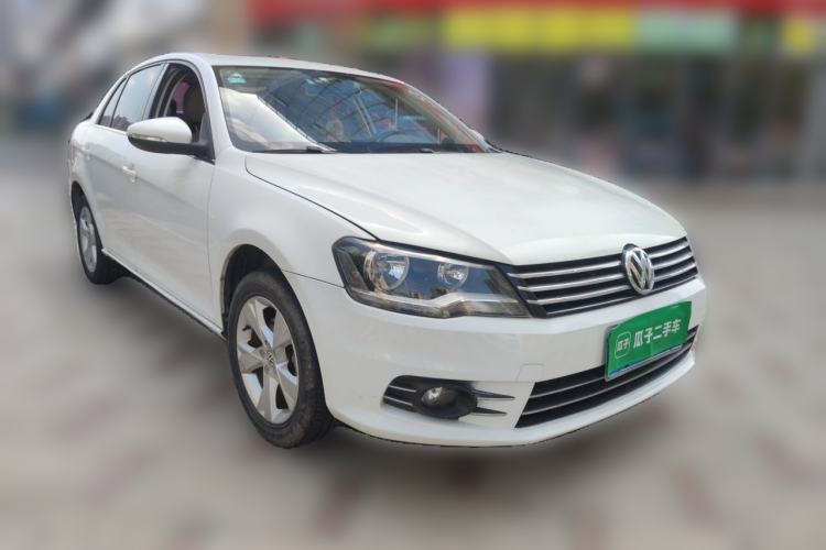Used Volkswagen Bora 2014 1.6L Automatic Comfort Model Front Right 45 Deg