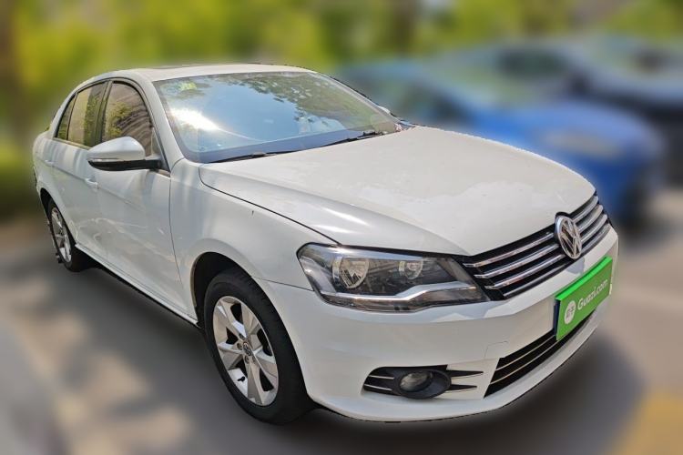 Used Volkswagen Bora 2014 1.4 TSI Manual Comfort Model Front Right 45 Deg