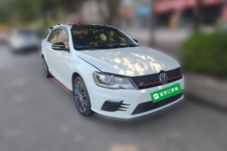 Used Volkswagen Bora 2014 1.4TSI Automatic Sportline Front Right 45 Deg