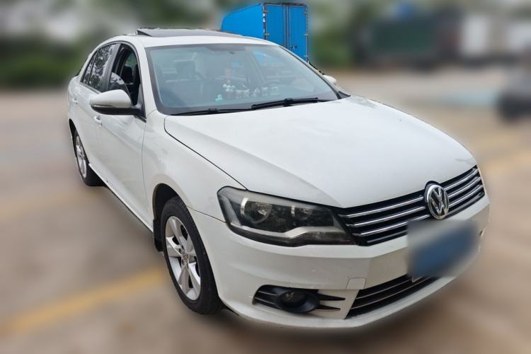 Used Volkswagen Bora 2014 1.6L Automatic Comfort Model Front Right 45 Deg