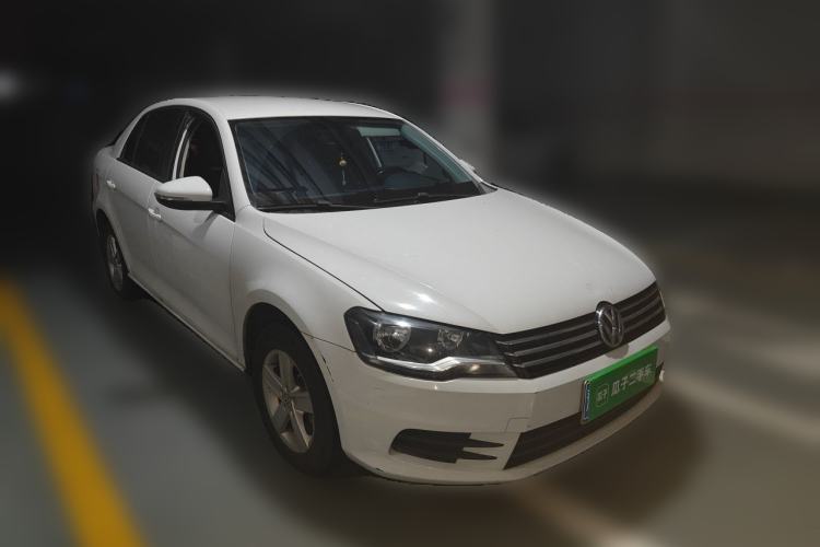 Used Volkswagen Bora 2014 1.6L Automatic Fashion Model Front Right 45 Deg