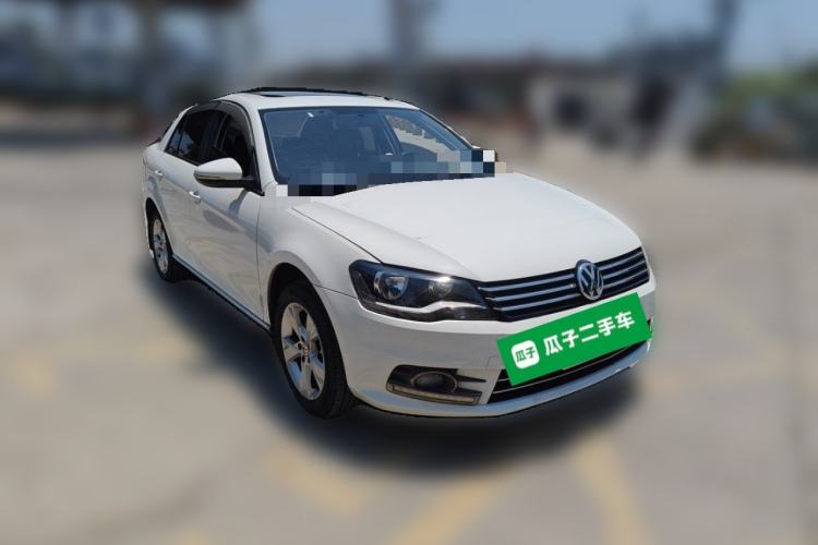 Used Volkswagen Bora 2014 1.6L Automatic Comfort Model Front Right 45 Deg