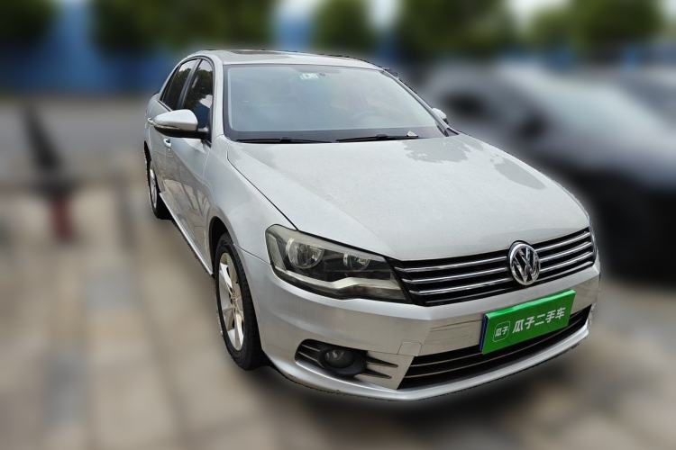 Used Volkswagen Bora 2014 1.6L Automatic Comfort Model Front Right 45 Deg