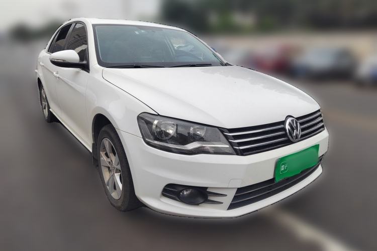 Used Volkswagen Bora 2014 1.6L Automatic Comfort Model Front Right 45 Deg