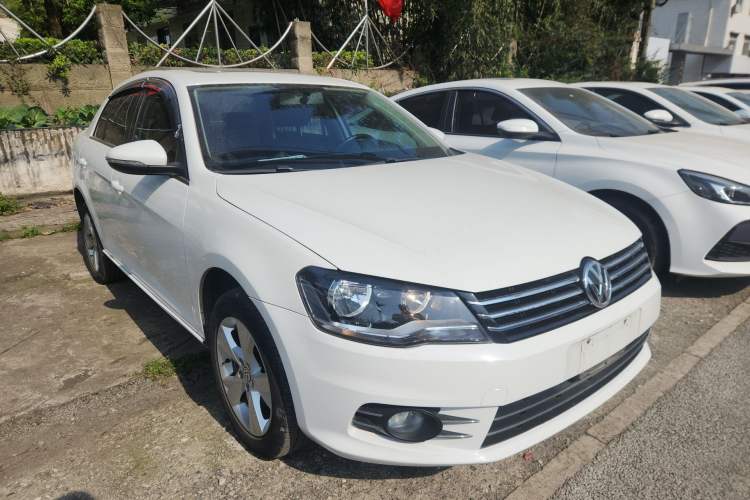 Used Volkswagen Bora 2014 1.4TSI Automatic Comfort Model Front Right 45 Deg