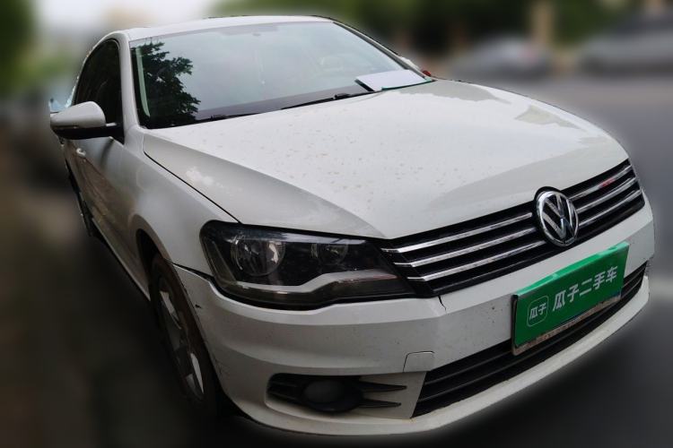Used Volkswagen Bora 2014 1.4TSI Automatic Comfort Model Front Right 45 Deg