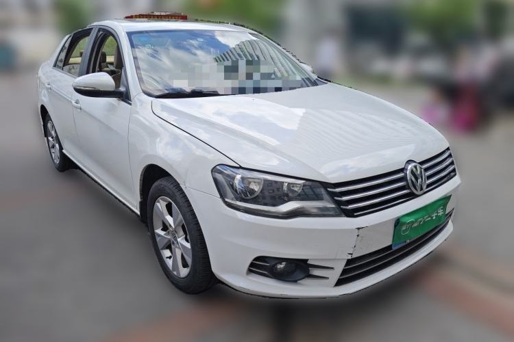 Used Volkswagen Bora 2014 1.6L Automatic Comfort Model Front Right 45 Deg