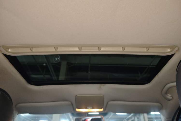 Used Volkswagen Bora 2014 1.6L Automatic Comfort Model Headliner