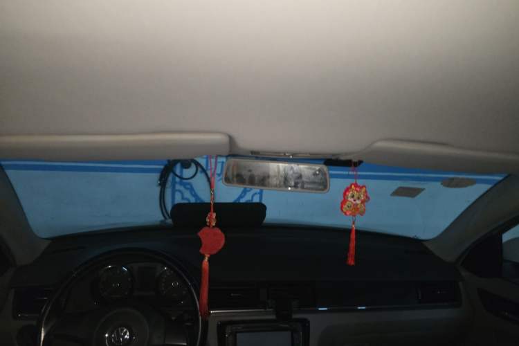 Used Volkswagen Bora 2014 1.6L Automatic Fashion Model Headliner