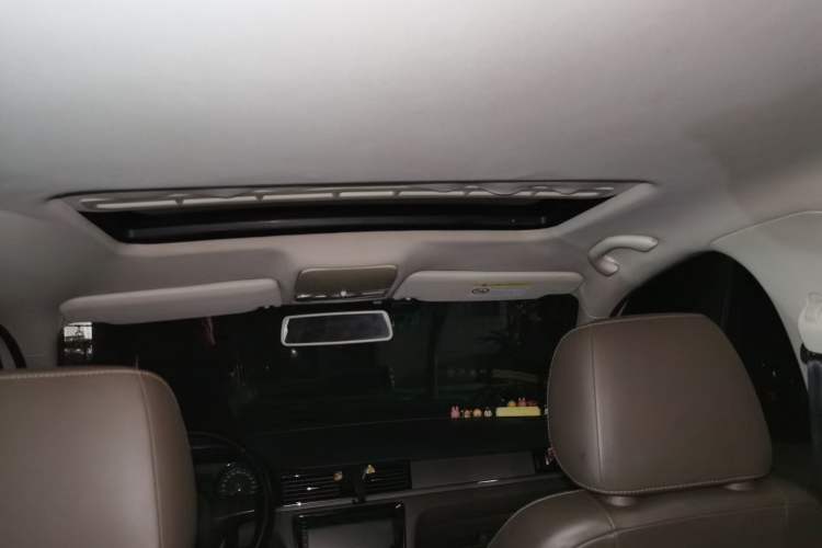 Used Volkswagen Bora 2014 1.6L Automatic Comfort Model Headliner