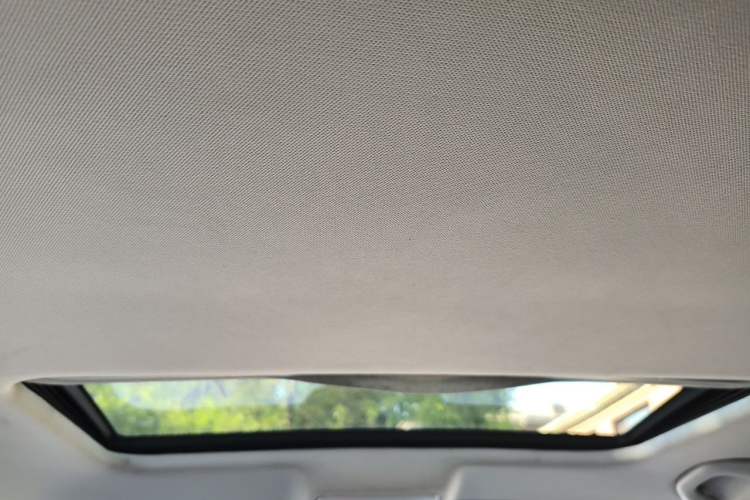 Used Volkswagen Bora 2014 1.6L Automatic Comfort Model Headliner