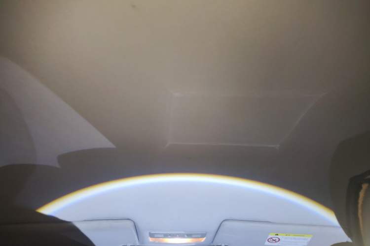 Used Volkswagen Bora 2014 1.6L Automatic Fashion Model Headliner