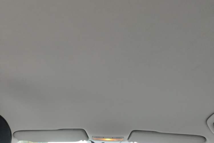 Used Volkswagen Bora 2014 1.6L Automatic Fashion Model Headliner