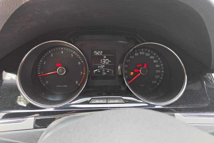 Used Volkswagen Bora 2014 1.4TSI Manual Sportline Instrument Cluster