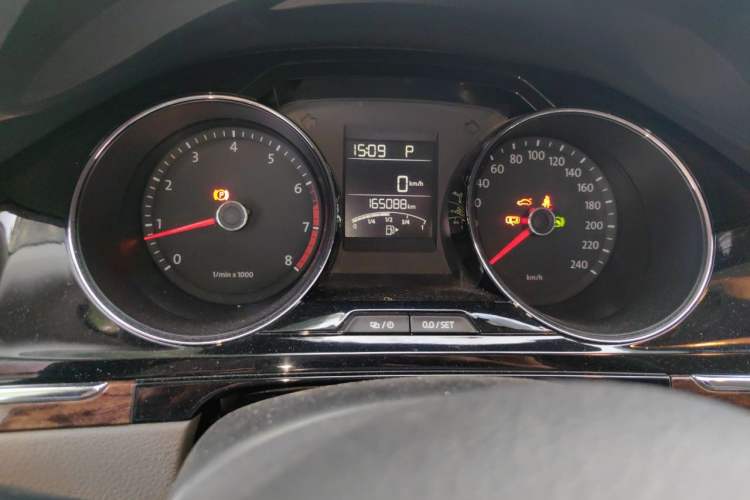 Used Volkswagen Bora 2014 1.6L Automatic Luxury Model Instrument Cluster