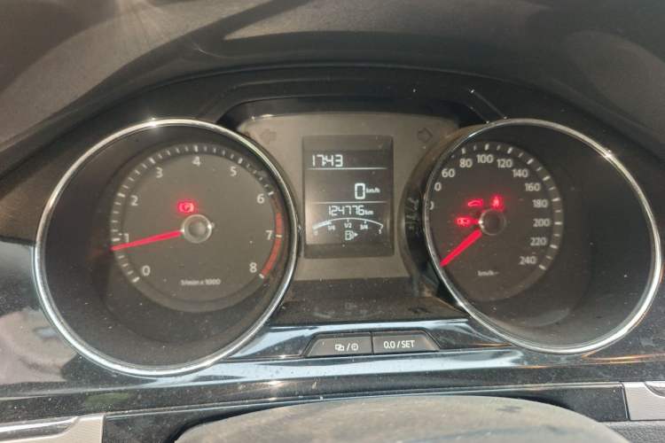 Used Volkswagen Bora 2014 1.6L Manual Comfort Model Instrument Cluster