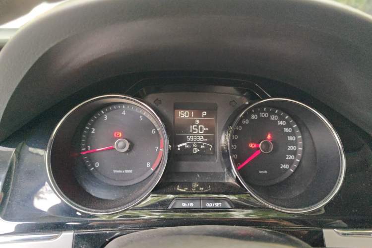 Used Volkswagen Bora 2014 1.6L Automatic Comfort Model Instrument Cluster