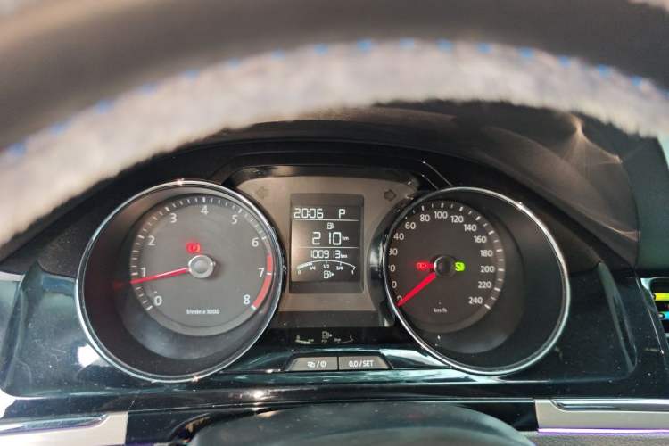 Used Volkswagen Bora 2014 1.6L Automatic Luxury Model Instrument Cluster