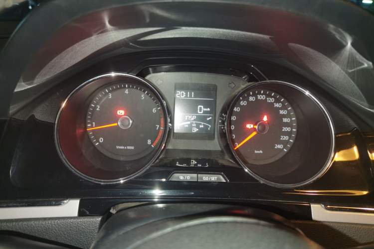 Used Volkswagen Bora 2014 1.6L Manual Comfort Model Instrument Cluster