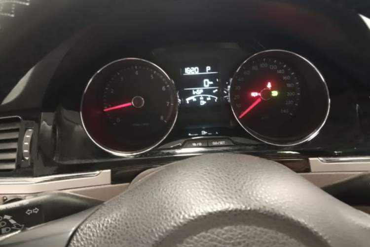 Used Volkswagen Bora 2014 1.6L Automatic Comfort Model Instrument Cluster
