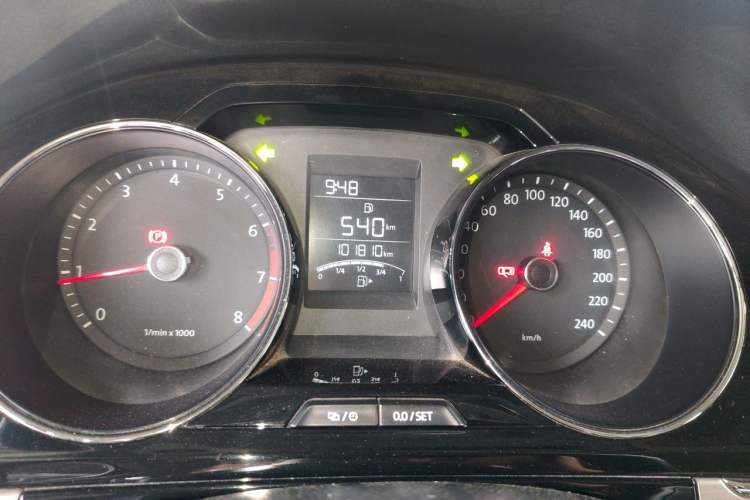 Used Volkswagen Bora 2014 1.6L Manual Comfort Model Instrument Cluster