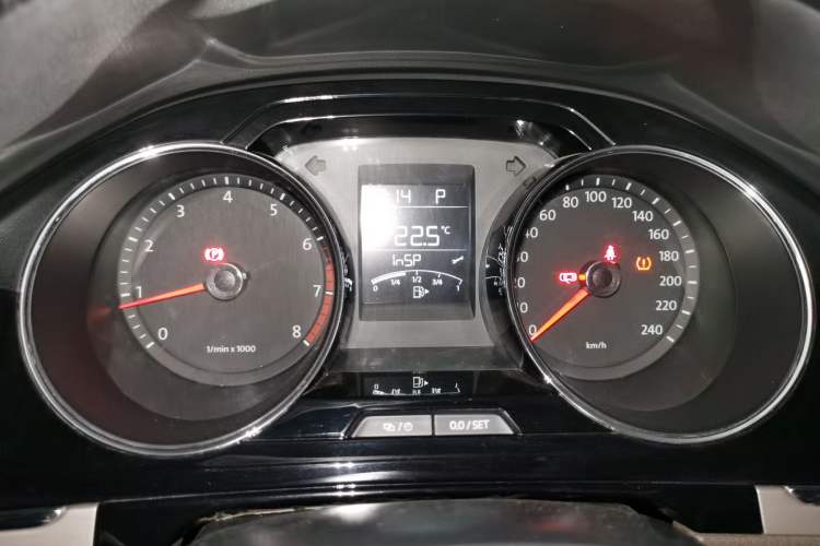 Used Volkswagen Bora 2014 1.6L Automatic Comfort Model Instrument Cluster