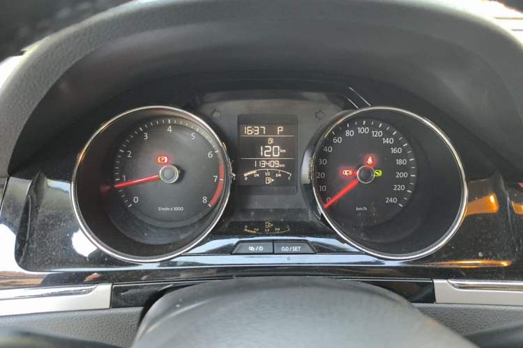 Used Volkswagen Bora 2014 1.6L Automatic Comfort Model Instrument Cluster