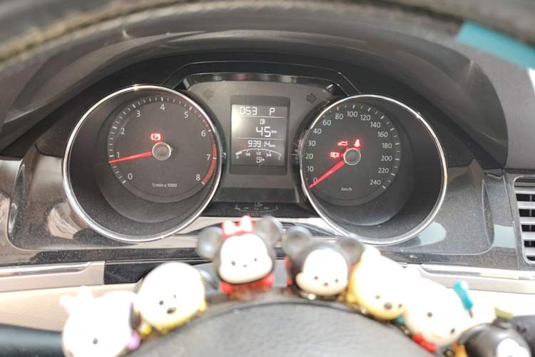 Used Volkswagen Bora 2014 1.6L Automatic Comfort Model Instrument Cluster