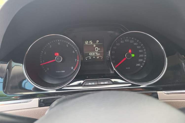 Used Volkswagen Bora 2014 1.6L Automatic Comfort Model Instrument Cluster