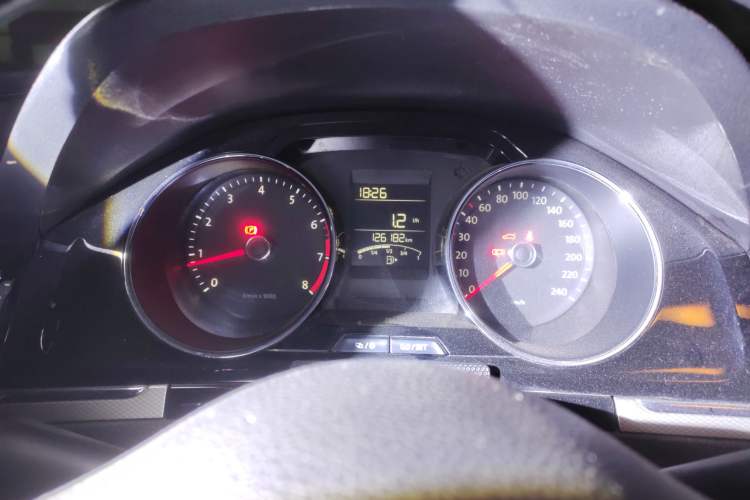 Used Volkswagen Bora 2014 1.4TSI Manual Sportline Instrument Cluster