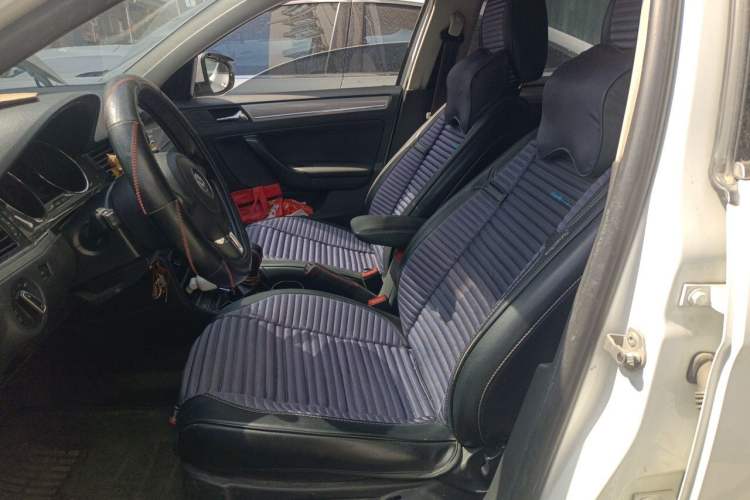Used Volkswagen Bora 2014 1.6L Manual Comfort Model Left Front Seat