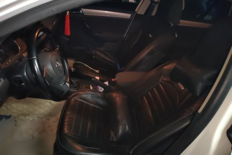 Used Volkswagen Bora 2014 1.6L Automatic Fashion Model Left Front Seat