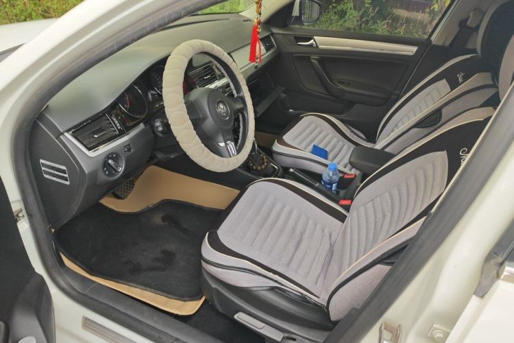 Used Volkswagen Bora 2014 1.6L Automatic Comfort Model Left Front Seat