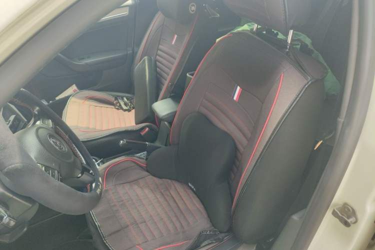 Used Volkswagen Bora 2014 1.4TSI Automatic Sportline Left Front Seat