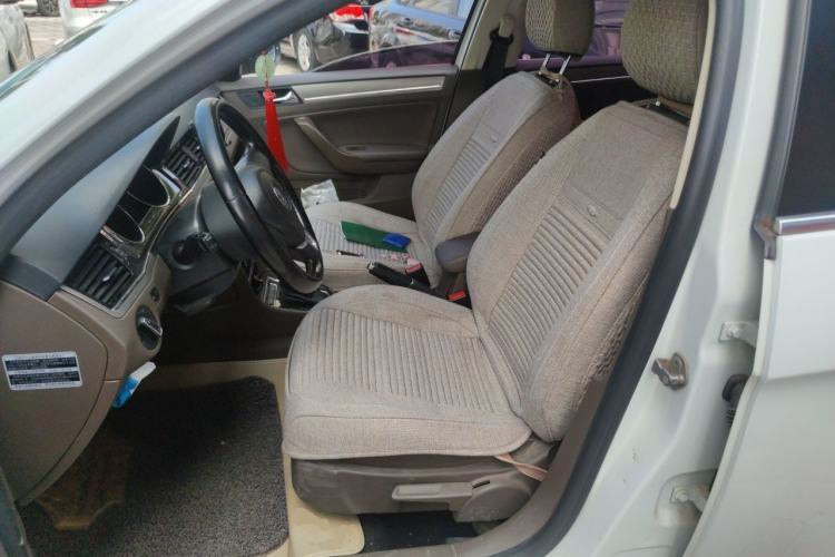 Used Volkswagen Bora 2014 1.6L Automatic Comfort Model Left Front Seat