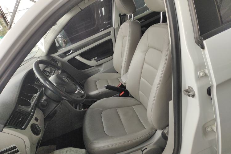 Used Volkswagen Bora 2014 1.6L Automatic Fashion Model Left Front Seat