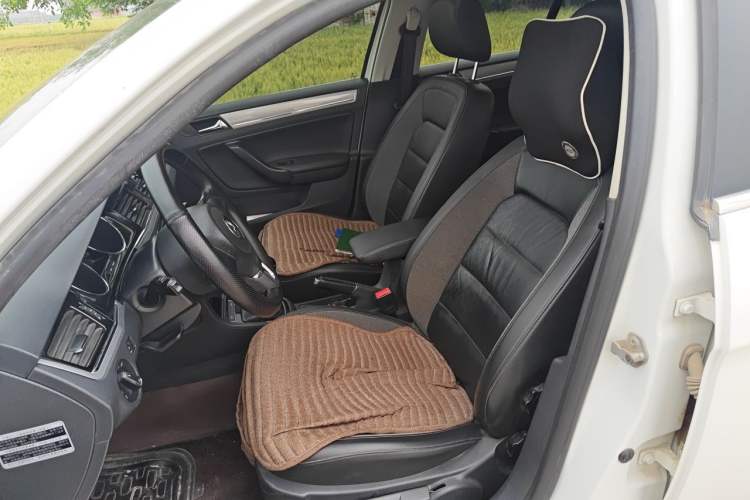 Used Volkswagen Bora 2014 1.6L Manual Comfort Model Left Front Seat