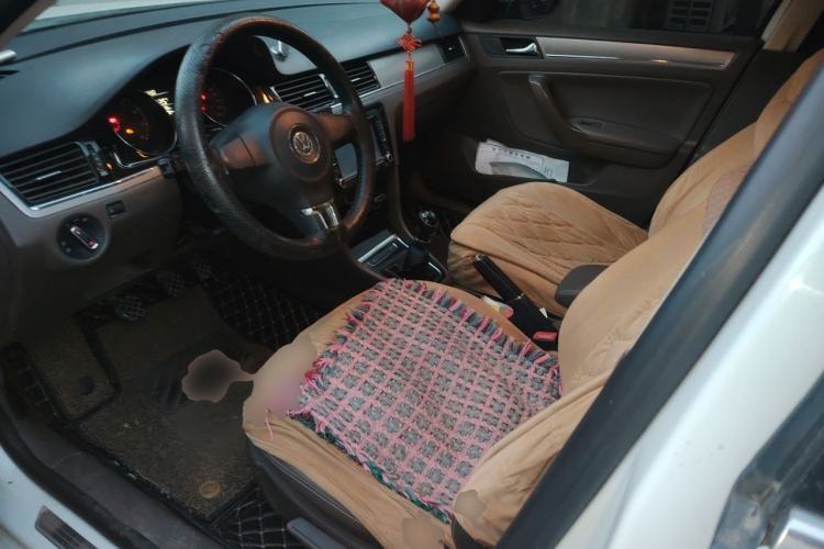Used Volkswagen Bora 2014 1.6L Manual Comfort Model Left Front Seat