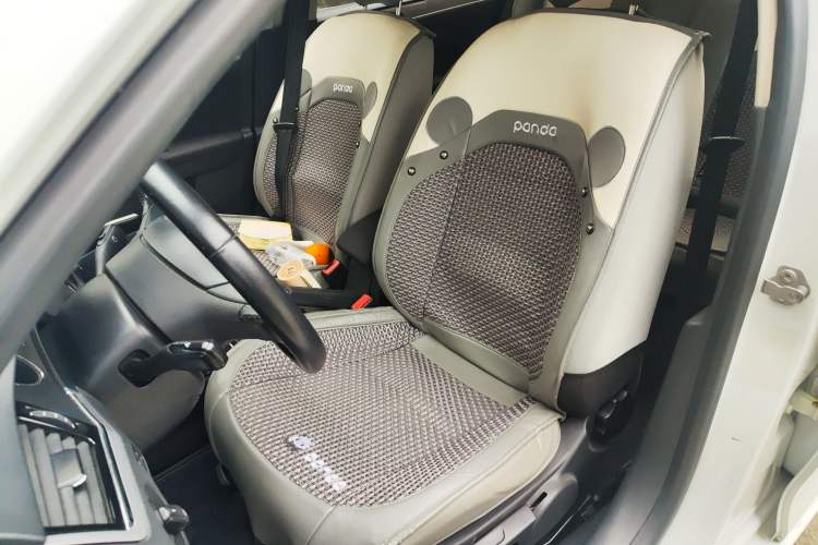 Used Volkswagen Bora 2014 1.6L Automatic Fashion Model Left Front Seat