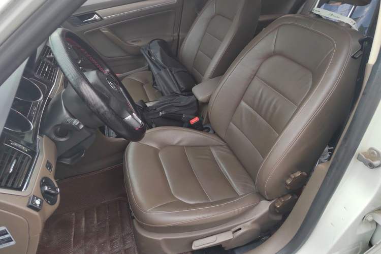 Used Volkswagen Bora 2014 1.6L Automatic Comfort Model Left Front Seat