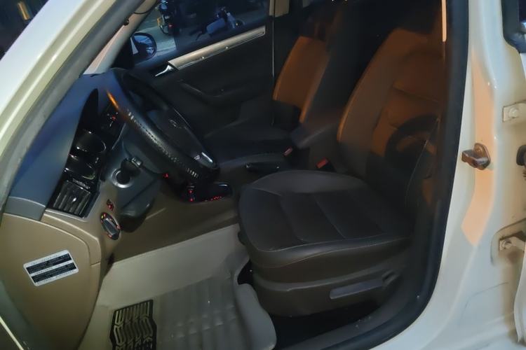 Used Volkswagen Bora 2014 1.6L Automatic Comfort Model Left Front Seat
