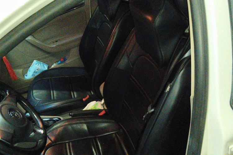 Used Volkswagen Bora 2014 1.6L Automatic Fashion Model Left Front Seat