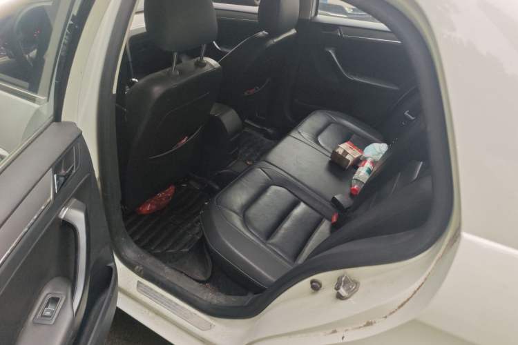 Used Volkswagen Bora 2014 1.6L Manual Comfort Model Left Rear Seat