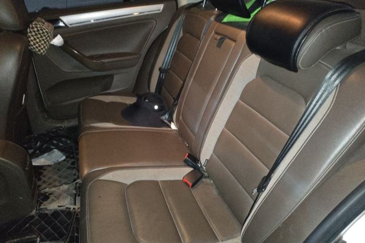 Used Volkswagen Bora 2014 1.6L Automatic Comfort Model Left Rear Seat