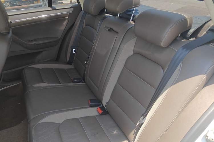 Used Volkswagen Bora 2014 1.6L Automatic Comfort Model Left Rear Seat