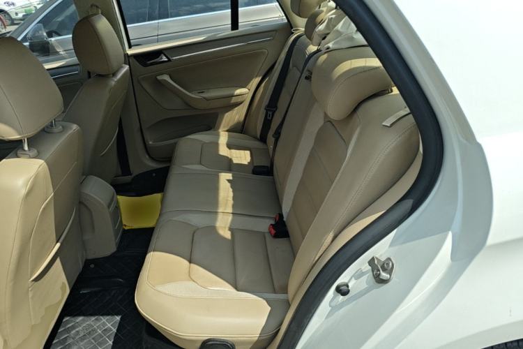 Used Volkswagen Bora 2014 1.6L Automatic Comfort Model Left Rear Seat