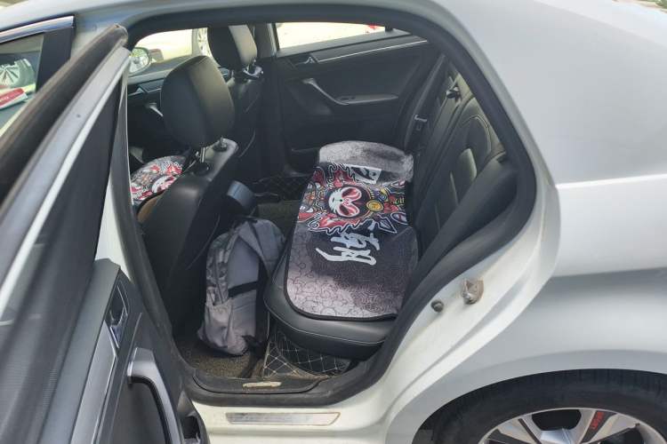 Used Volkswagen Bora 2014 1.6L Automatic Comfort Model Left Rear Seat