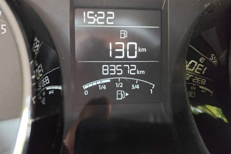 Used Volkswagen Bora 2014 1.4TSI Manual Sportline Odometer Close Up